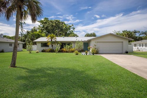 426 N Shore Dr, SARASOTA, FL, 34234-2718 | Card Image