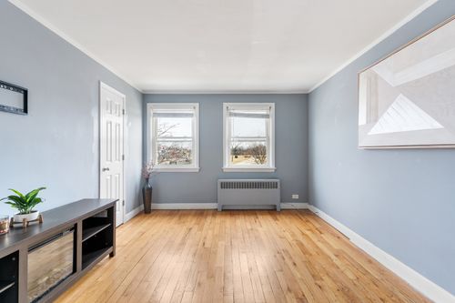 apt-2-2204 S 9th Ave, Broadview, IL, 60155-4073 | Card Image