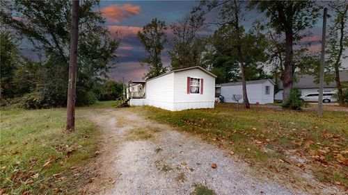 313 N Frazier St, Dequincy, LA, 70633-3311 | Card Image