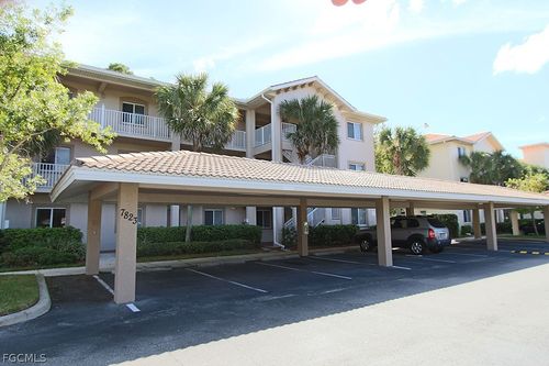 9-7823 Regal Heron Cir, NAPLES, FL, 34104-5940 | Card Image