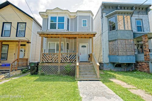 19 Park Ave, Troy, NY, 12180-1338 | Card Image
