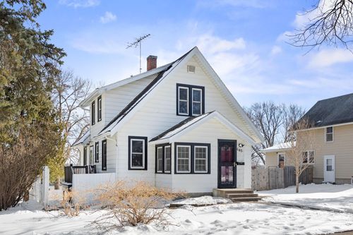 645 Hassan St Se, Hutchinson, MN, 55350-2911 | Card Image