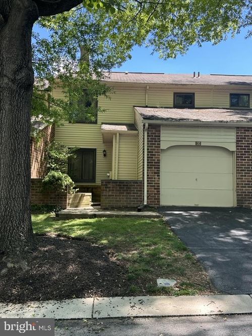 205 Bernard Ct, CHESTERBROOK, PA, 19087-1243 | Card Image