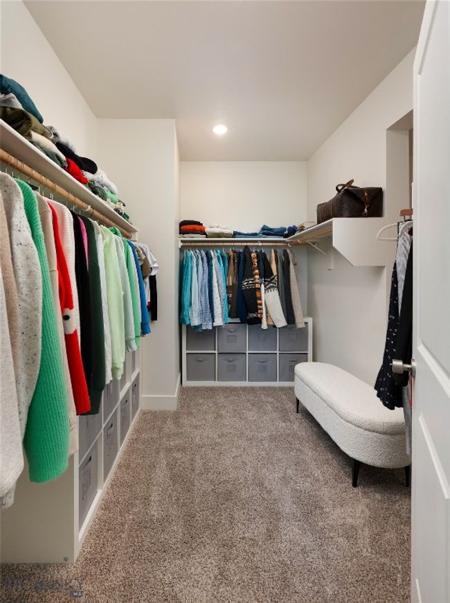 Primary closet | Image 20