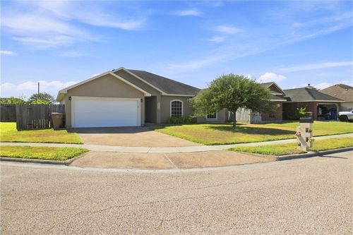 3614 Topaz Ct, Corpus Christi, TX, 78414-5635 | Card Image