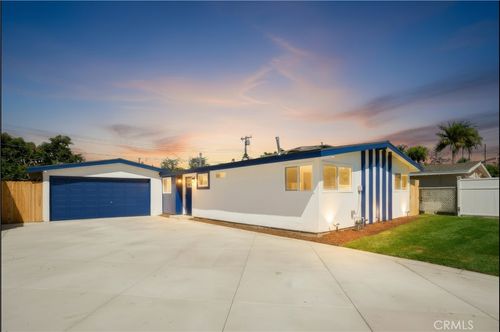 2225 Maple, Costa Mesa, CA, 92627 | Card Image