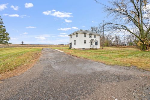 10 Howard St, Frost, MN, 56033-7712 | Card Image