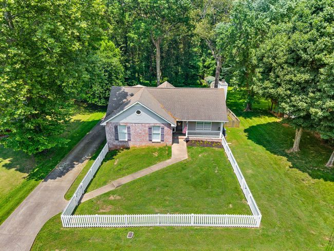 810 Burton Trl, House other with 3 bedrooms, 2 bathrooms and 4 parking in Adams TN | Image 34