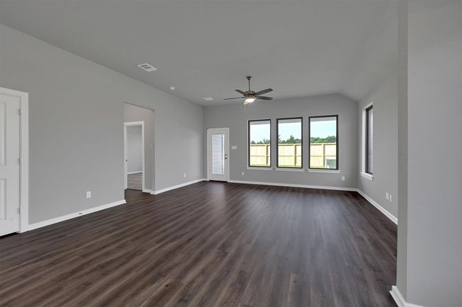738 Mockingbird Passage Dr, House other with 3 bedrooms, 2 bathrooms and 2 parking in Beasley TX | Image 23