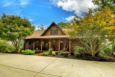 1060 Sharp Mountain Parkway, Home with 3 bedrooms, 2 bathrooms and 3 parking in Jasper GA | Image 1