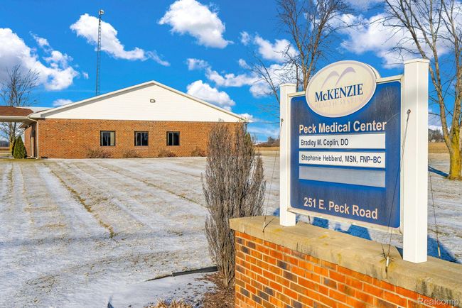 Professional offices in the Village of Peck, MI. | Image 27