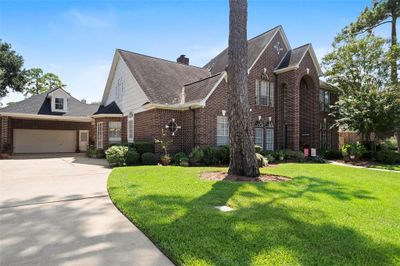 13811 Almahurst Circle, House other with 4 bedrooms, 3 bathrooms and null parking in Cypress TX | Image 2