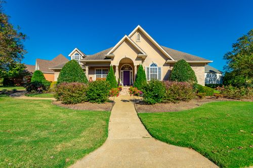 780 Norfolk Green Cir, Chattanooga, TN, 37421-8214 | Card Image