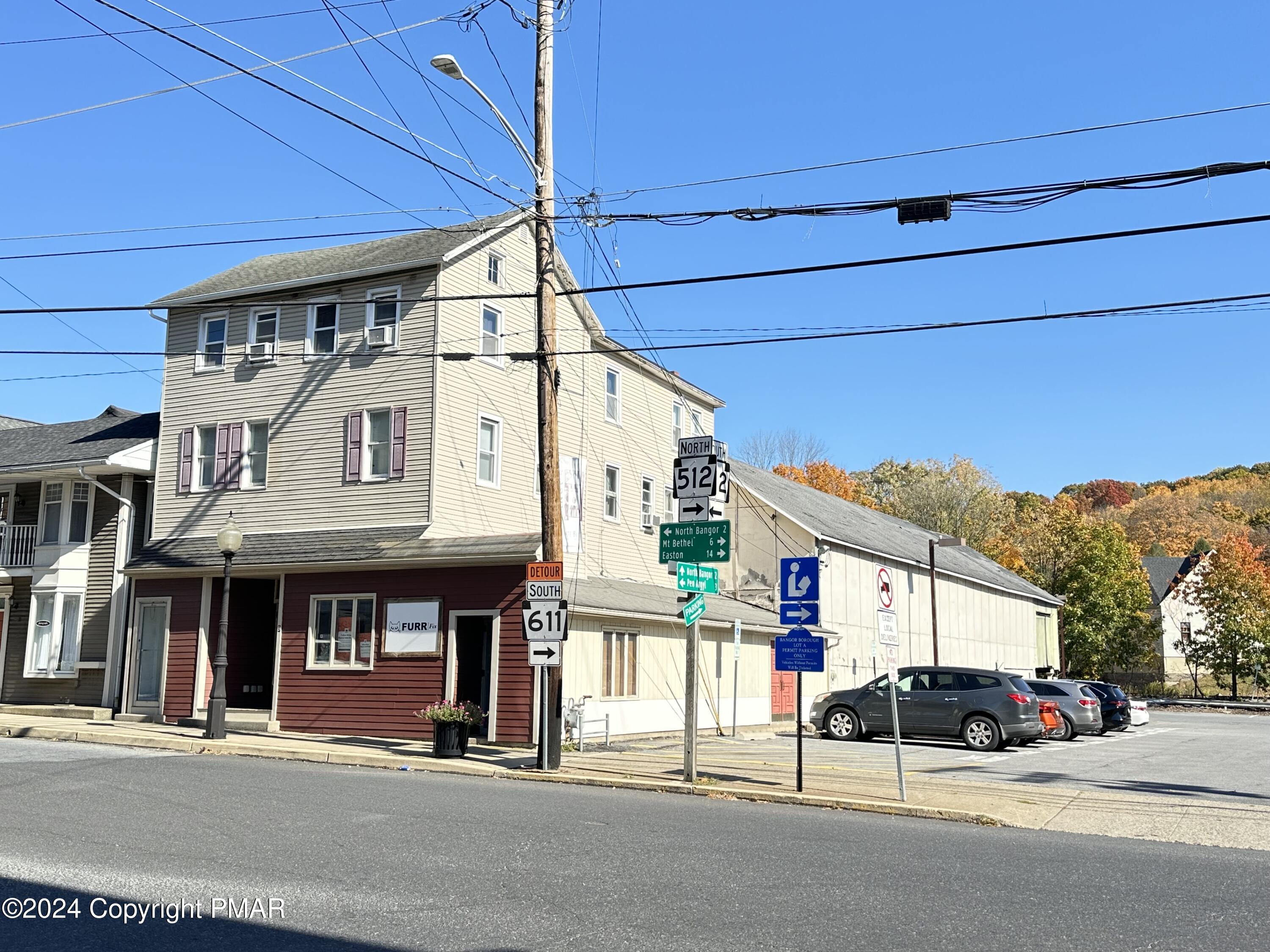 9 N Main St, Bangor, PA 18013
