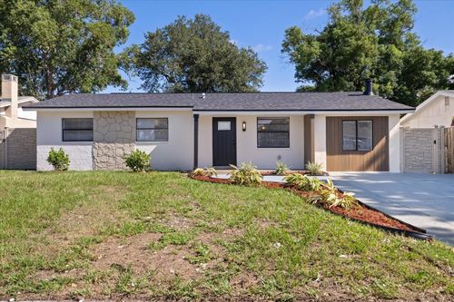 8231 82nd Ave, Largo, FL, 33777-3637 | Card Image