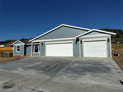 343 Avon Cir, Butte, MT, 59701-6767 | Card Image