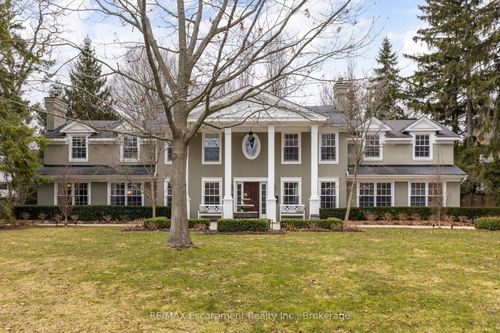 146 Abbey Court, Oakville, ON, L6J4L1 | Card Image