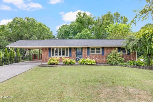 705 Hilltop Dr, Johnson City, TN, 37604-7418 | Card Image