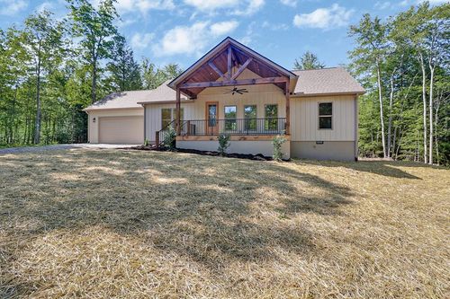 210 Creekview Ct, Jamestown, TN, 38556-3018 | Card Image