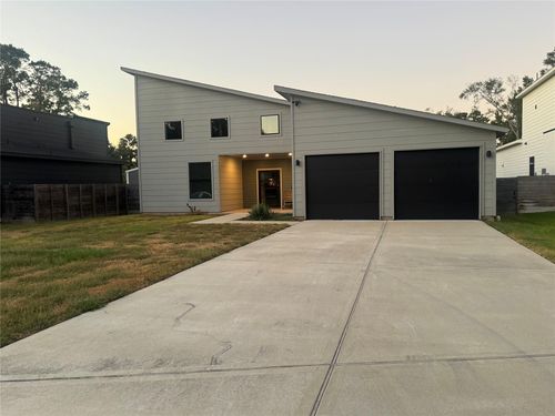 1416 Flamingo St, Conroe, TX, 77385-9601 | Card Image