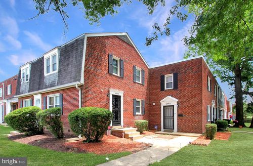 3902 25th Ave, TEMPLE HILLS, MD, 20748-6826 | Card Image