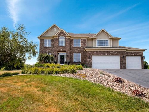 11538 Cross Creek Estates Ln, Belvidere, IL, 61008-9729 | Card Image