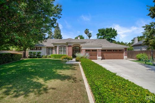 6717 Park West Cir, Bakersfield, CA, 93308-3801 | Card Image