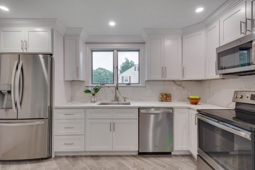 250 Nichols St, Norwood, MA, 02062 | Card Image