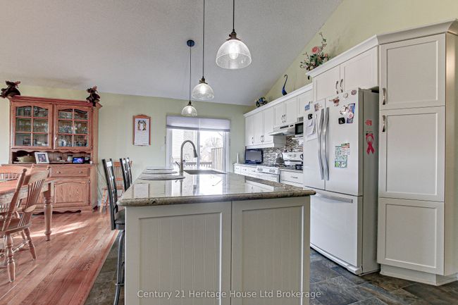 24 - 87 Donker Dr, Condo with 3 bedrooms, 2 bathrooms and 2 parking in Saint Thomas ON | Image 9