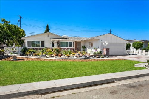 9802 Swallow Ln, Garden Grove, CA, 92841-2645 | Card Image