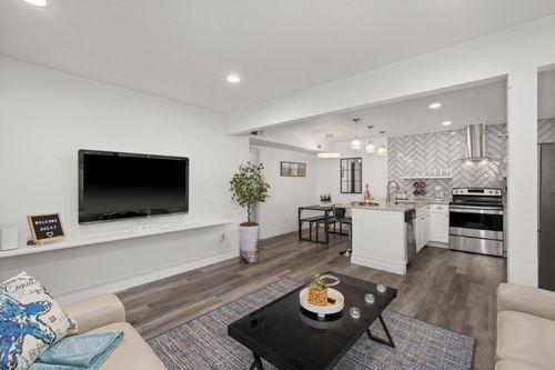 apt-118-2881 Huntington Blvd, Fresno, CA, 93721-2310 | Card Image