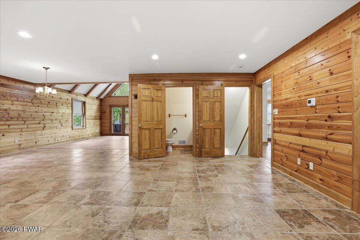 Residential in Greentown 5