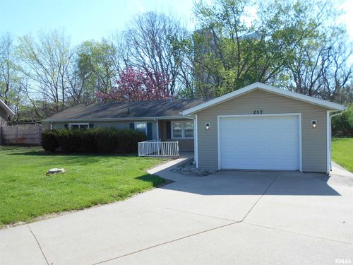 257 Jana Rd, Macomb, IL, 61455-1003 | Card Image