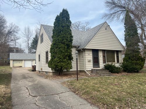 307 E 6th St, Albert Lea, MN, 56007-3068 | Card Image