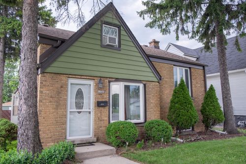 4044 Oak Park Ave, Stickney, IL, 60402-4439 | Card Image