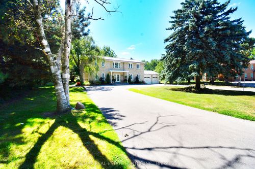 17 Crescent Hill Dr S, Brampton, ON, L6S2P4 | Card Image