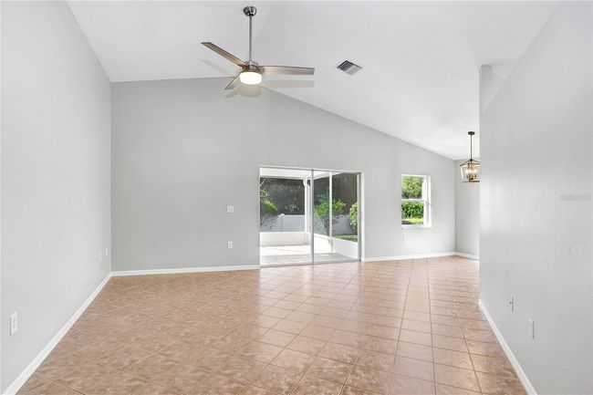 31332 Wrencrest Dr, House other with 3 bedrooms, 2 bathrooms and null parking in WESLEY CHAPEL FL | Image 6