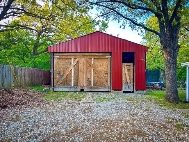 27369 131 St St, House other with 3 bedrooms, 2 bathrooms and null parking in Coweta OK | Image 27