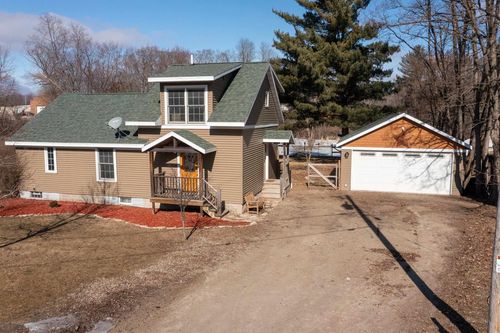 725 Shearer Street, WAUPACA, WI, 54981 | Card Image