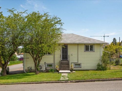 11 French St, Ladysmith, BC, V9G1A1 | Card Image