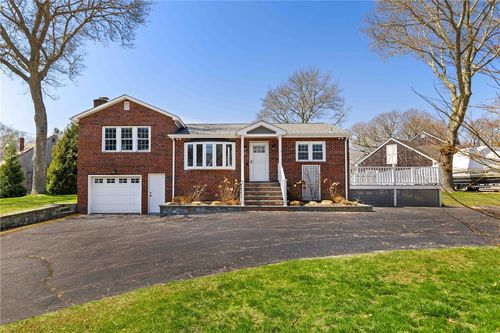 106 Cedar Island Rd, Narragansett, RI, 02882-4041 | Card Image