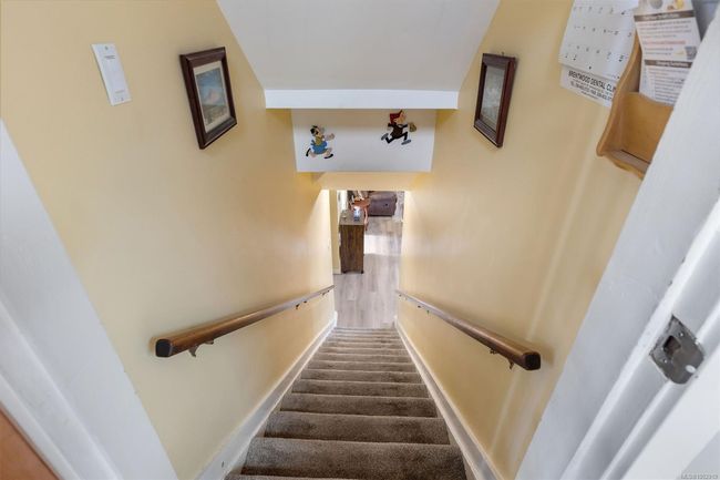 6374 Oldfield Rd, House other with 5 bedrooms, 2 bathrooms and 4 parking in Central Saanich BC | Image 16