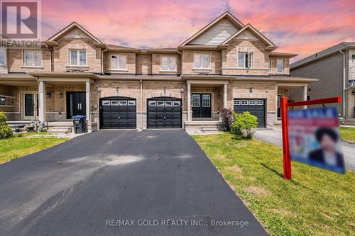 20 Brussels Avenue, Brampton (Sandringham-Wellington), ON, L6Z0A5 | Card Image