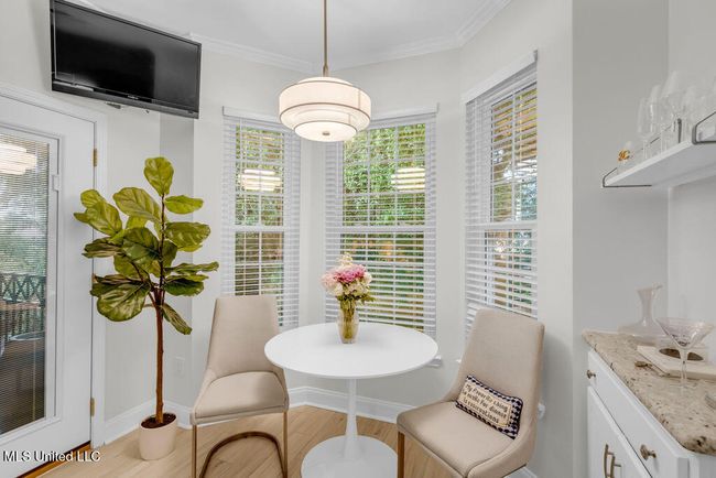 Dining Nook | Image 18