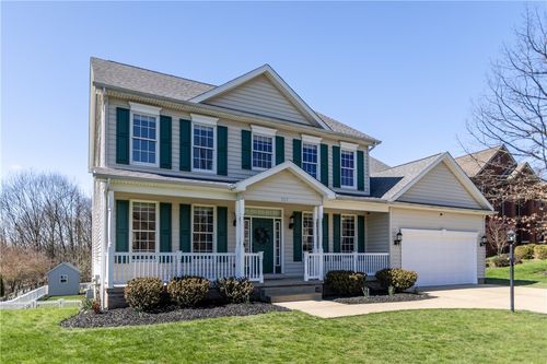 907 Gregory Ct, Cranberry Township, PA, 16066-7925 | Card Image