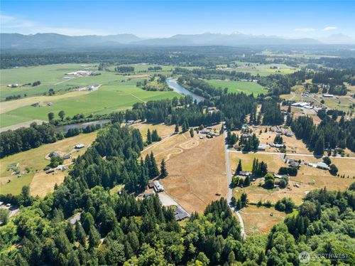 3915 Silvana Terrace Rd, Stanwood, WA, 98292-5755 | Card Image