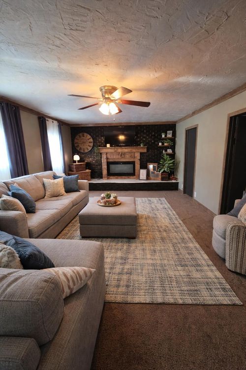 416 N Prospect St, Nixa, MO, 65714-8608 | Card Image