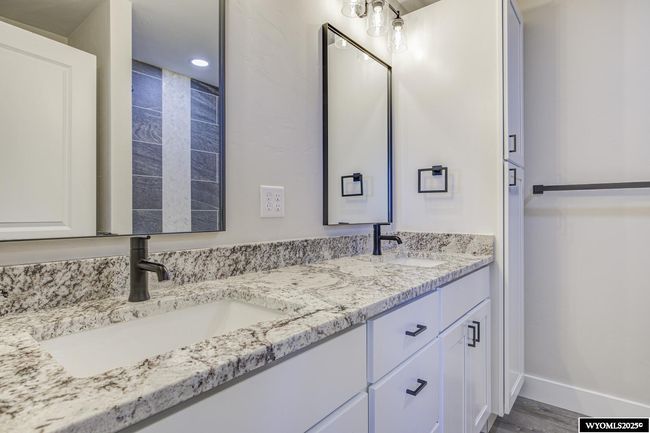 4646 Shale Cir, House other with 4 bedrooms, 3 bathrooms and null parking in Mills WY | Image 17