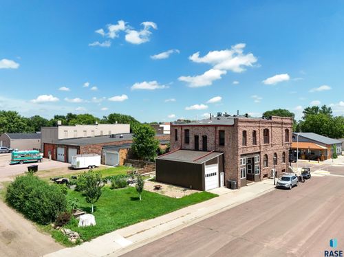 101 N Main Ave, Hartford, SD, 57033-2414 | Card Image