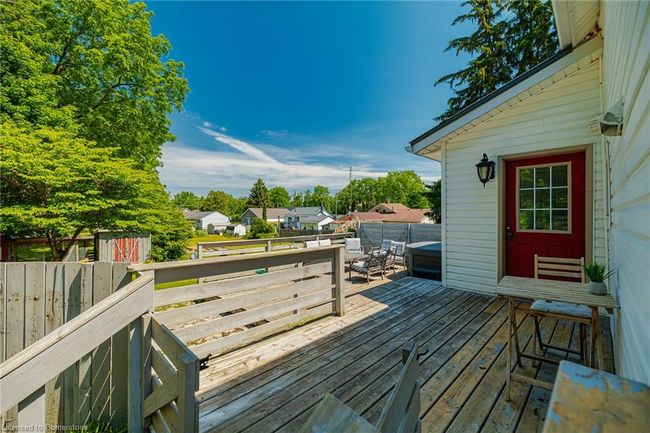 1567 Old Brock St, House other with 2 bedrooms, 1 bathrooms and 2 parking in Vittoria ON | Image 4